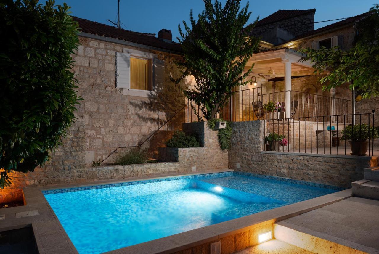 Heritage House Dvor Сутиван Екстериор снимка