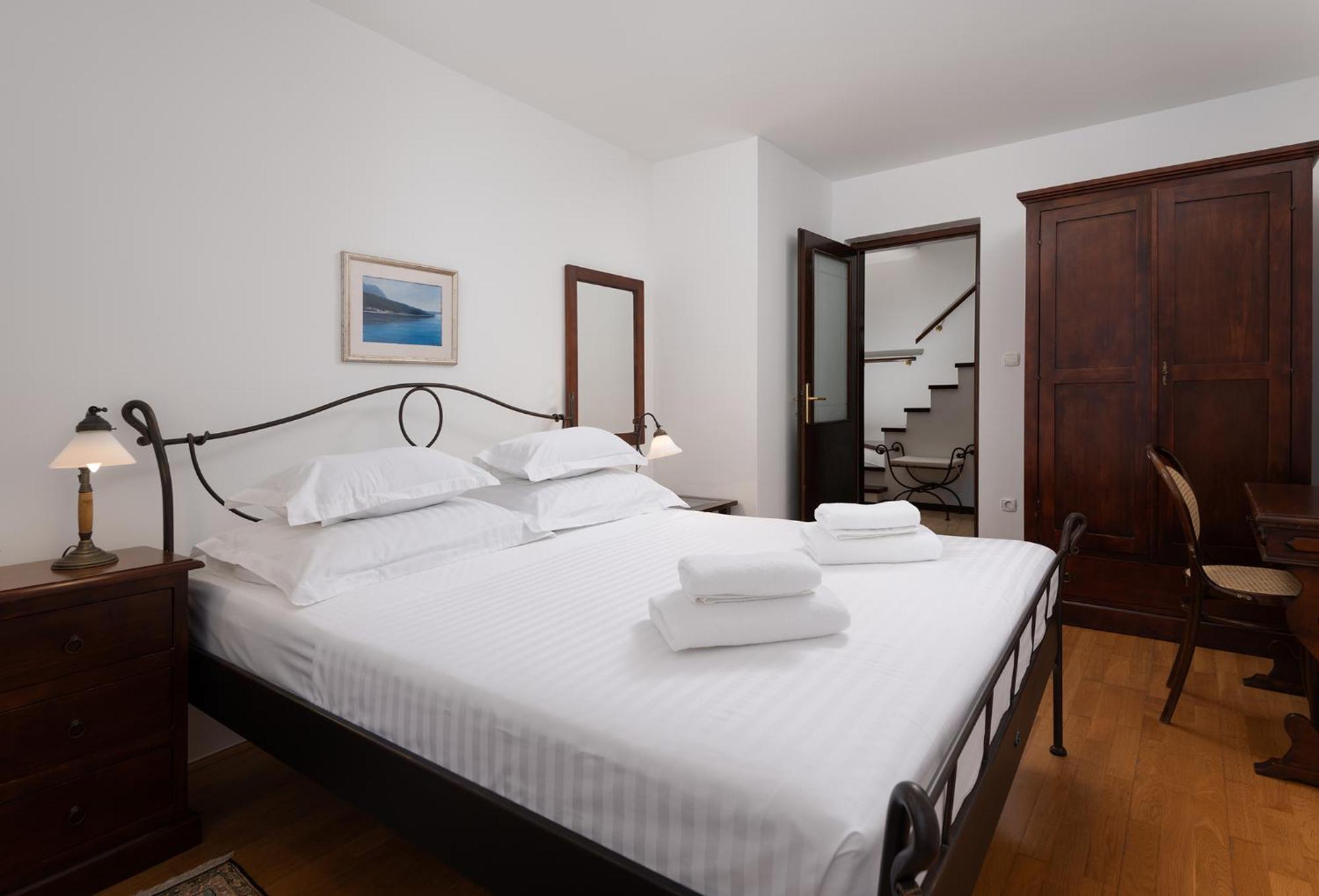 Heritage House Dvor Сутиван Екстериор снимка